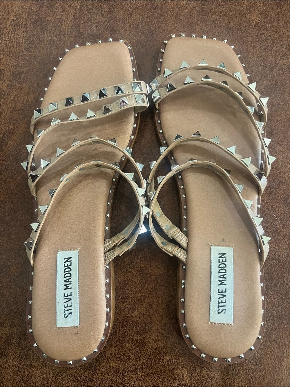 Steve Madden Nude Tan Pyramid Stud Strappy Slide Sandals 9.5